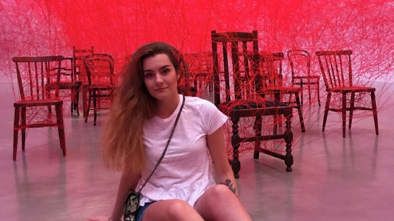 Отчим Сапеги подтвердил Лайфу, что россиянку перевели под домашний арест