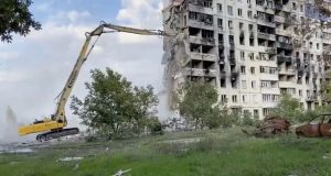 «Много ли стран занимаются подобным мародерством?» – РФ отбирает жилье на оккупированных территория, местные в ужасе