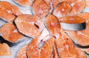 Россиянам рассказали о самых полезных видах красной рыбы
