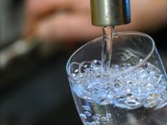 Врач сказал, сколько воды нужно пить в день в зависимости от массы тела и возраста