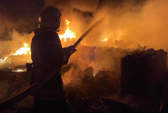 В Харькове армия РФ дронами ударила по больнице и роддому: что сейчас известно