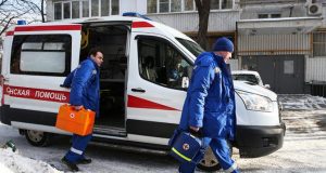 «Скорую помощь» поставили на счетчик — и ей опять предстоит отдуваться за все косяки российской медицины